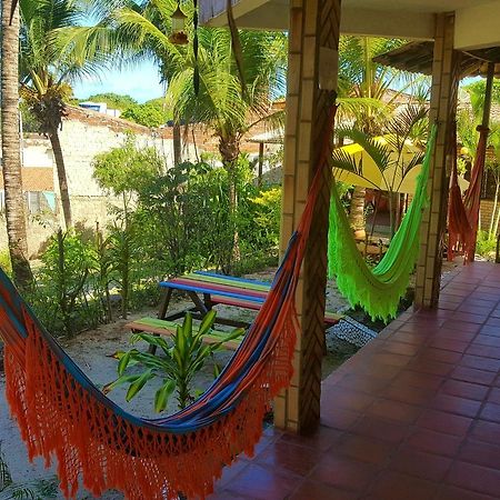 Media Veronica Hostel Suites Pipa Ares Bagian luar foto
