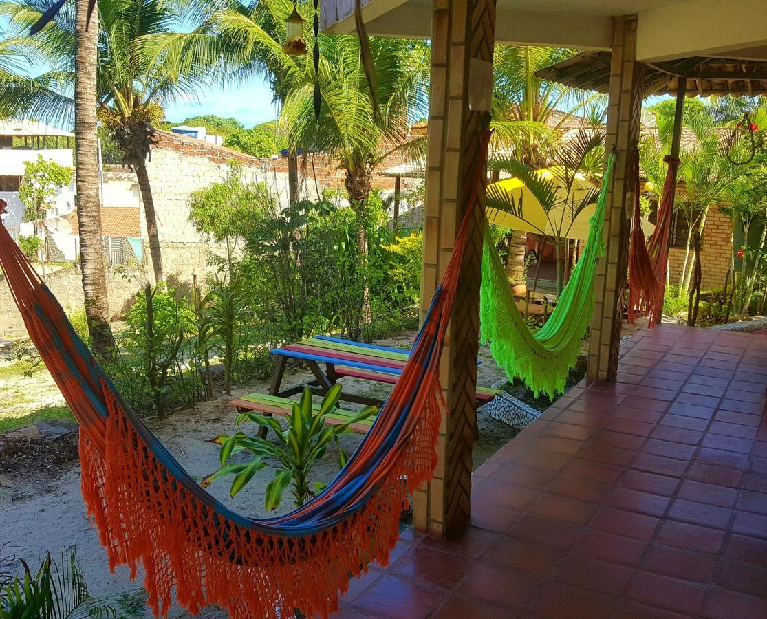 Media Veronica Hostel Suites Pipa Ares Bagian luar foto