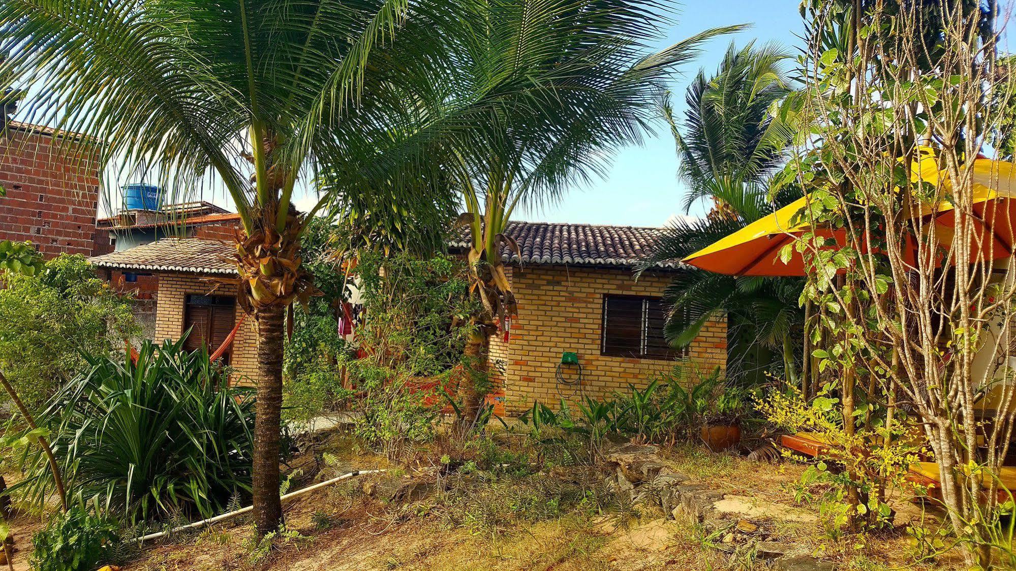 Media Veronica Hostel Suites Pipa Ares Bagian luar foto